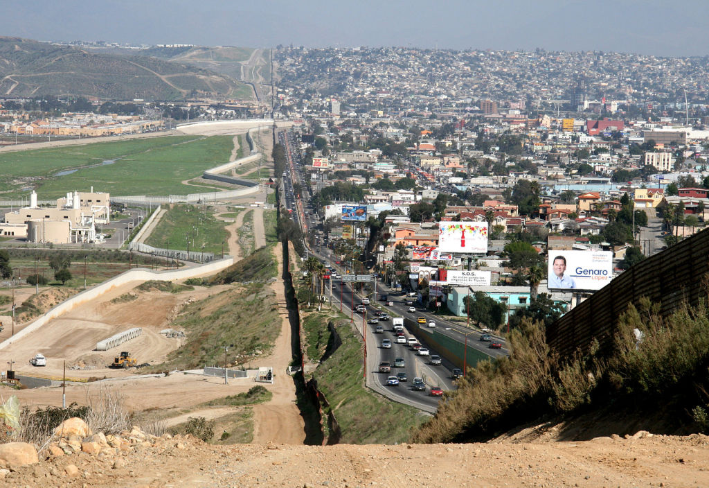 The San Diego–Tijuana border. March 12, 2007. (Gordon Hyde/Wikimedia Commons)