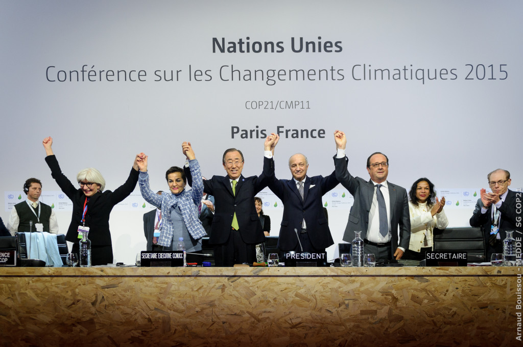 Plenary session of COP21 for the adoption of the Paris Agreement. 12 December, 2015. (COP Paris/Flickr Creative Commons).