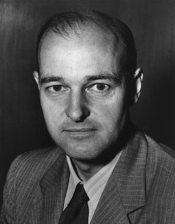 George F. Kennan, father of Containment, which was the grand strategy that enabled the United States to defeat the Soviet Union without sacrificing ‘the American way of life’. August 3, 2005, (Wikimedia Commons, Raul654)