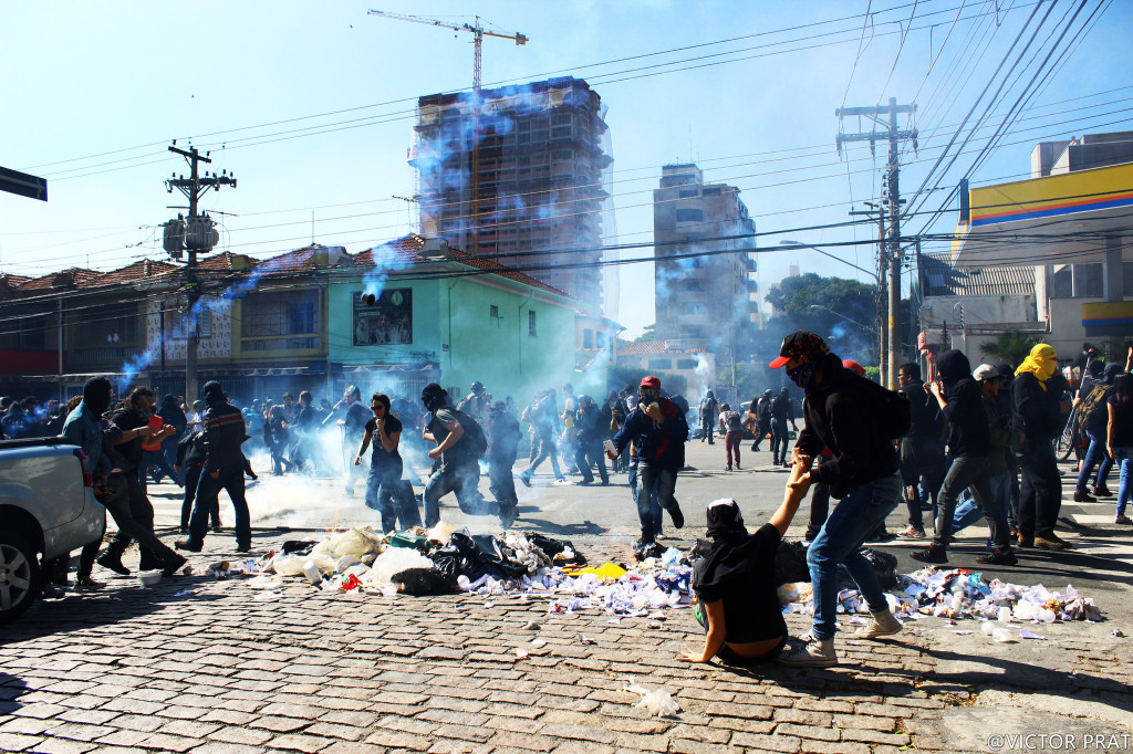 People in São Paulo clash with police in protests in June 2014 (Victor Prat/Flickr Creative Commons)