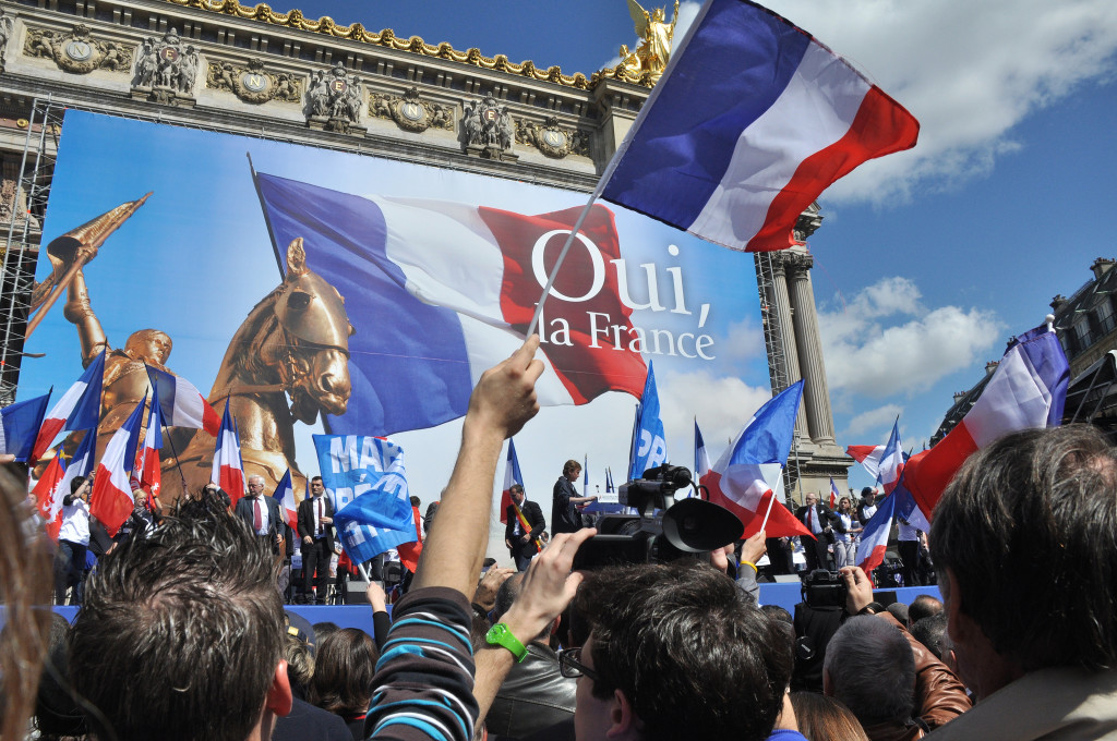 Front National holds a political rally in May 2012 in front of l’Opéra national in Paris. (Blandine Le Cain/Flickr)
